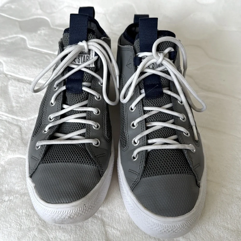 Converse Womens/Mens Grey Low-Top‎ Skate Style Sneakers Size 7.5 / 10.5 Sporty
